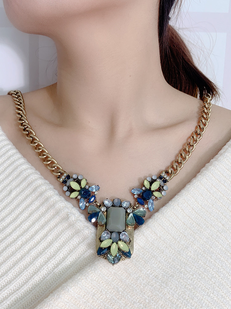 Ethnic Fashion Magazine - Vintage Ethnic Style Gem Stone Necklace