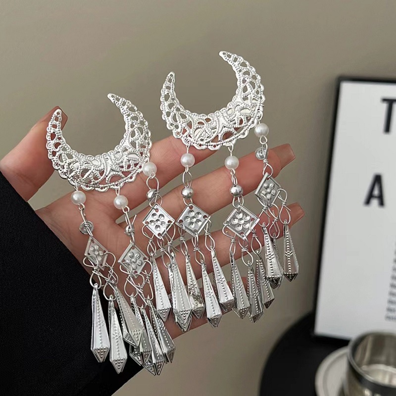 1Pc Ethnic Style Silvery Cresc - Ethnic Fashion Walk 评论和价格