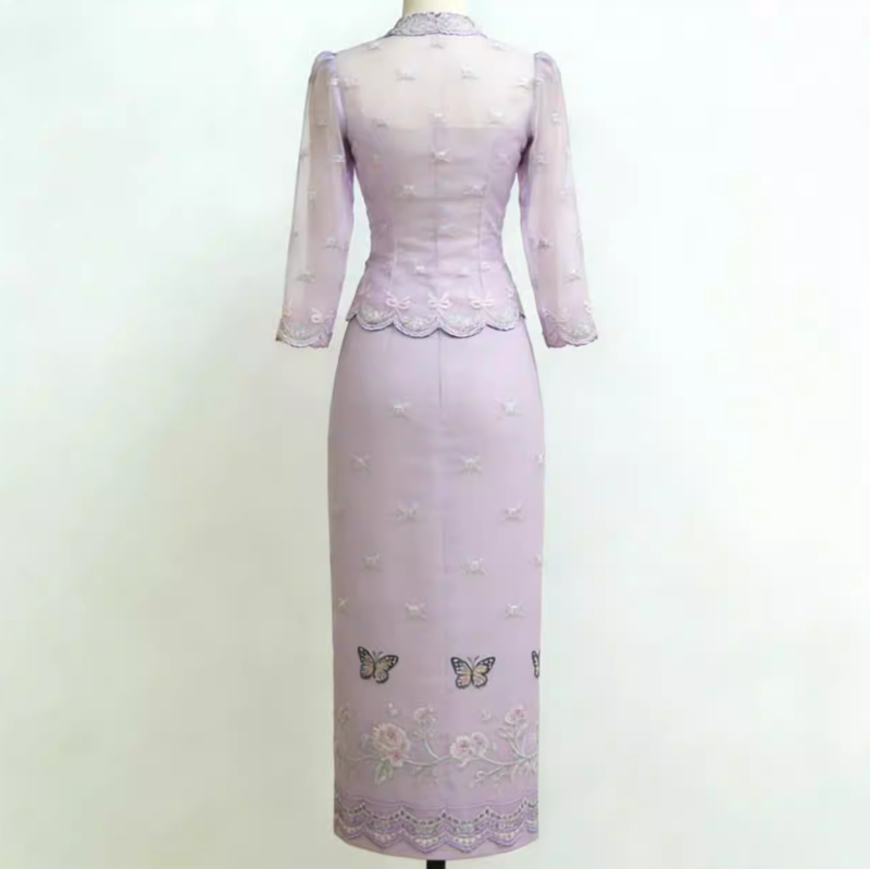 Little Nyonya Clothing Butterf - Batik Sarong Wrap 评论和价格