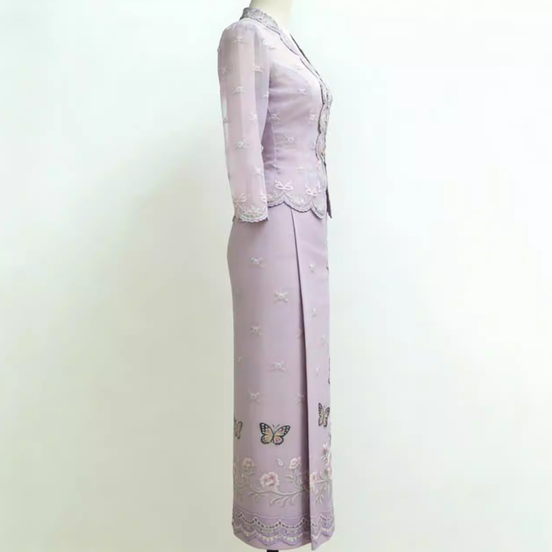 Little Nyonya Clothing Butterf - Batik Sarong Wrap 评论和价格